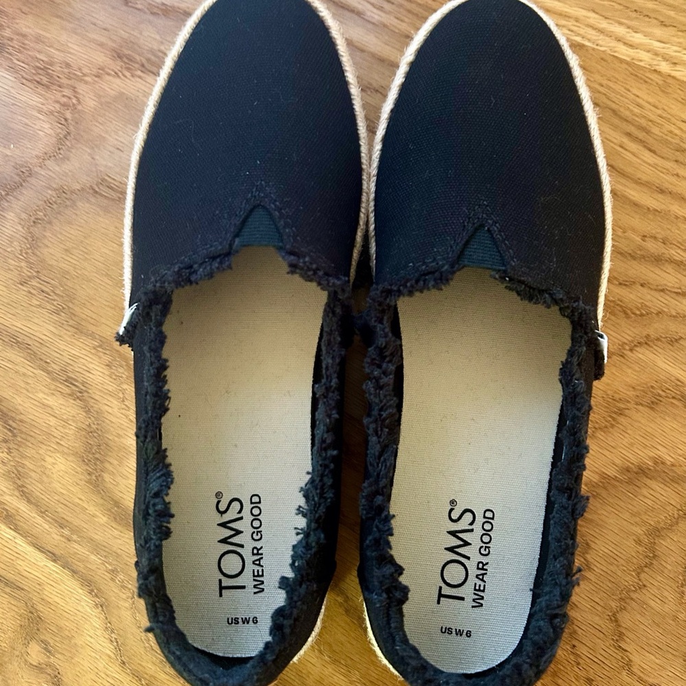 TOMS Women's Black Espadrille Shoes